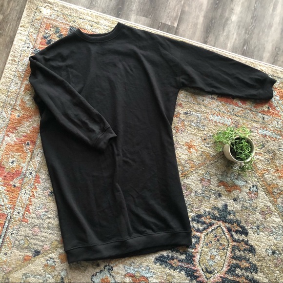 Missguided | Sweatshirt Dress - Picture 2 of 6